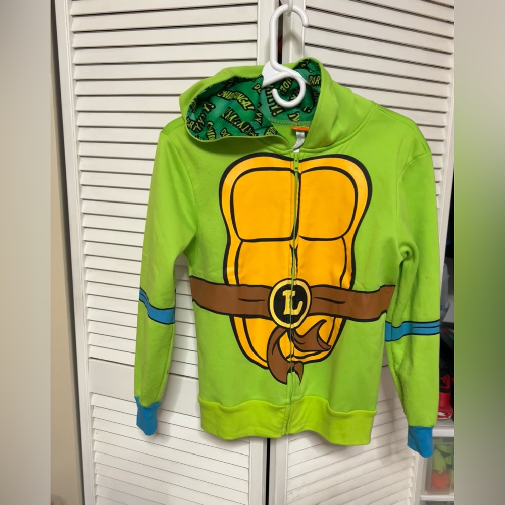 Boys size S/M Teenage mutant Ninja Turtles Leonardo zip up sweatshirt hoodie